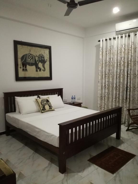 Bianco Terrace Hotell Negombo Eksteriør bilde