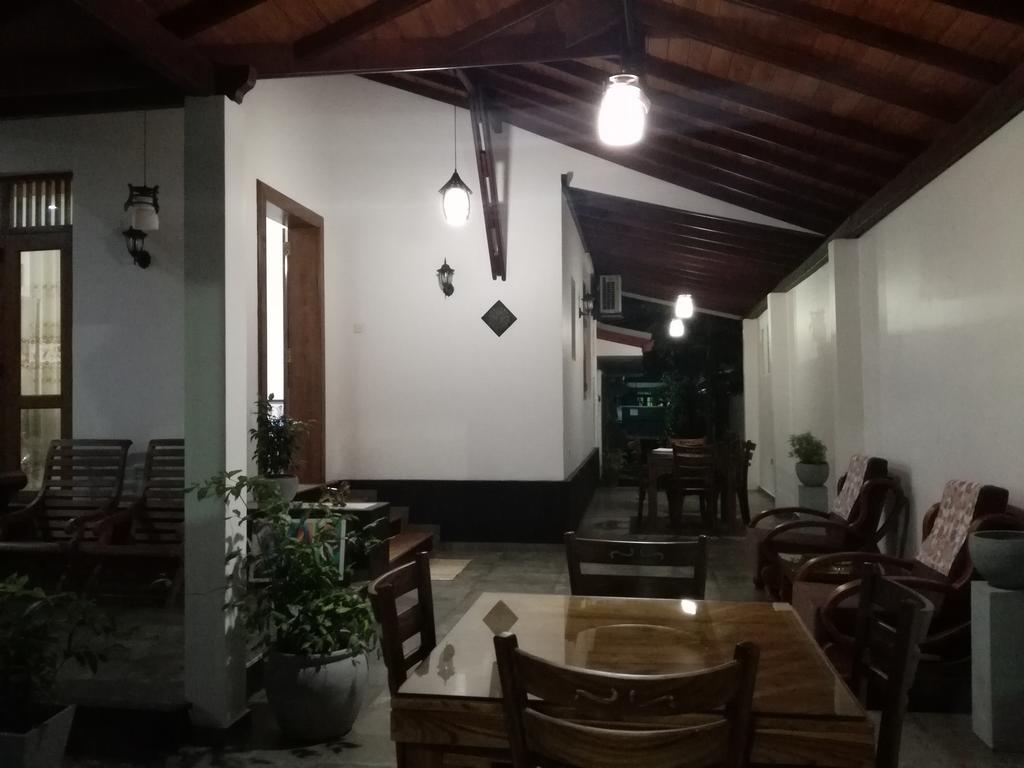 Bianco Terrace Hotell Negombo Eksteriør bilde