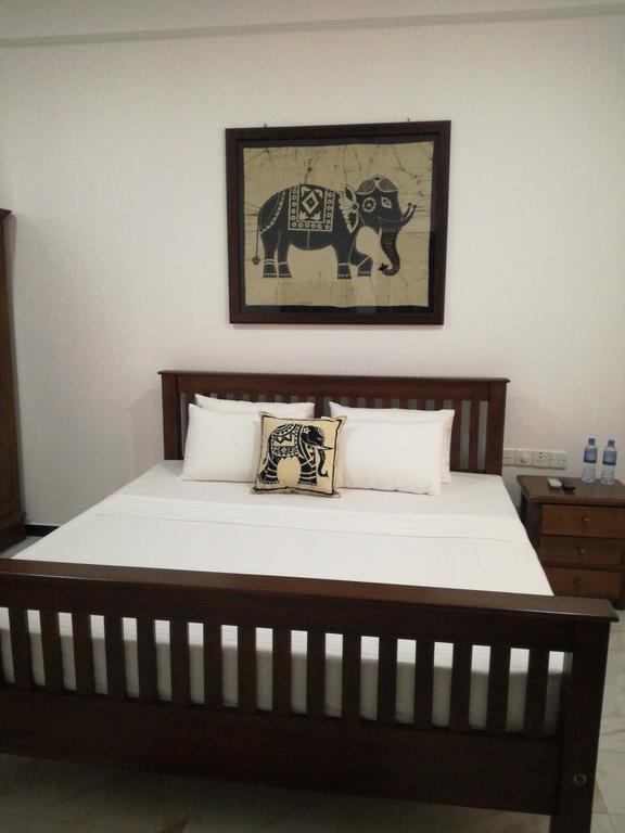 Bianco Terrace Hotell Negombo Eksteriør bilde