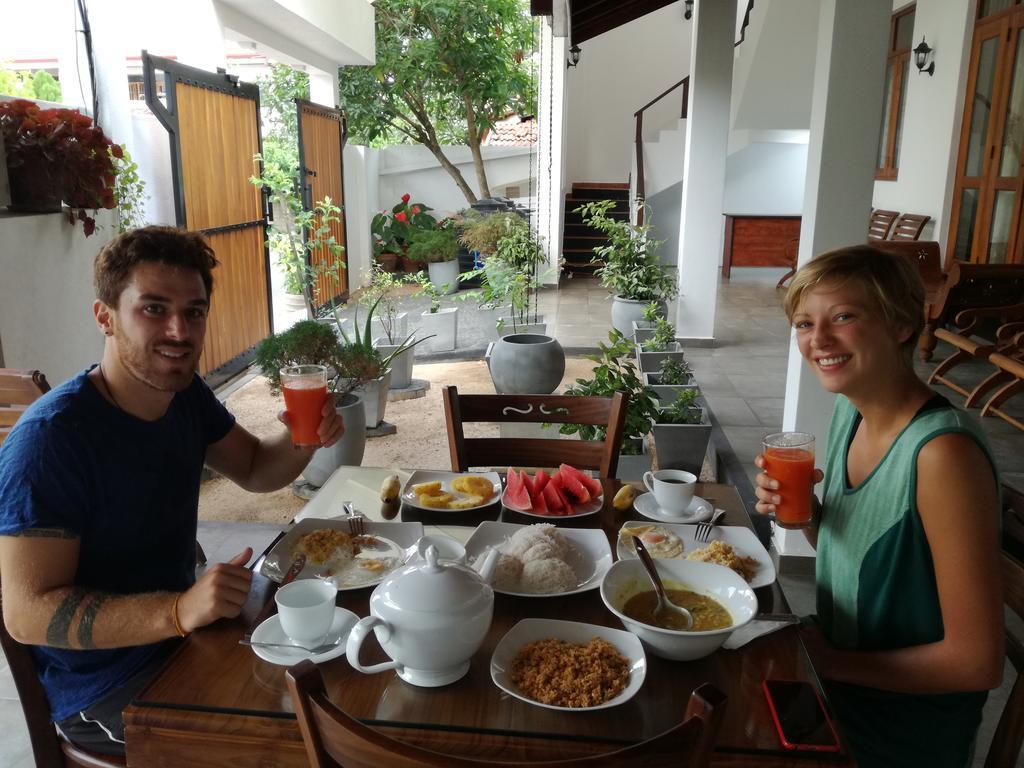 Bianco Terrace Hotell Negombo Eksteriør bilde